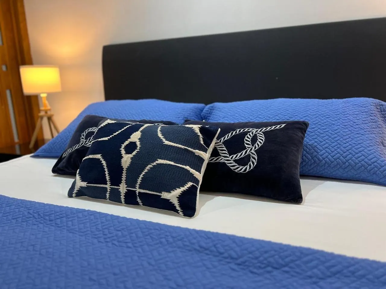 Marbella-Seaview-Frontbeach-Cozy-2Br-2Bds-4Pax-Wifi Villa Del Mar 公寓